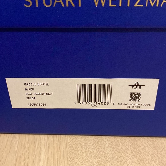 Stuart Weitzmen DAZZLE BOOTIE. - Picture 4 of 8
